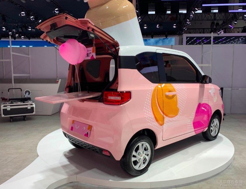 2020成都车展:熊猫/喜茶/苏宁版宏光mini ev-最新汽车